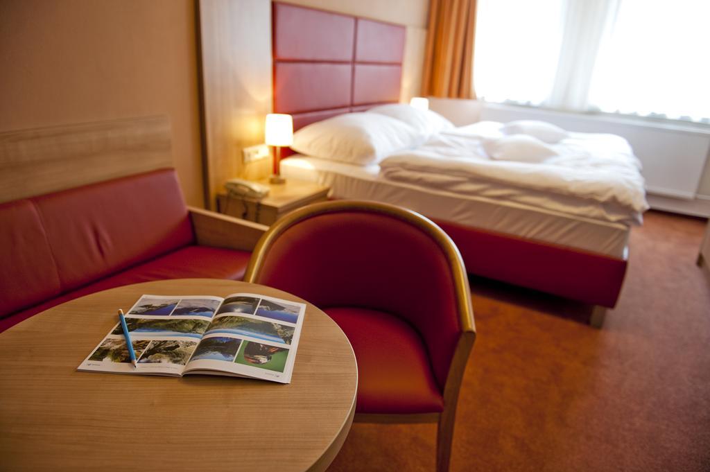 Hotel Club Kezmarok Exterior photo